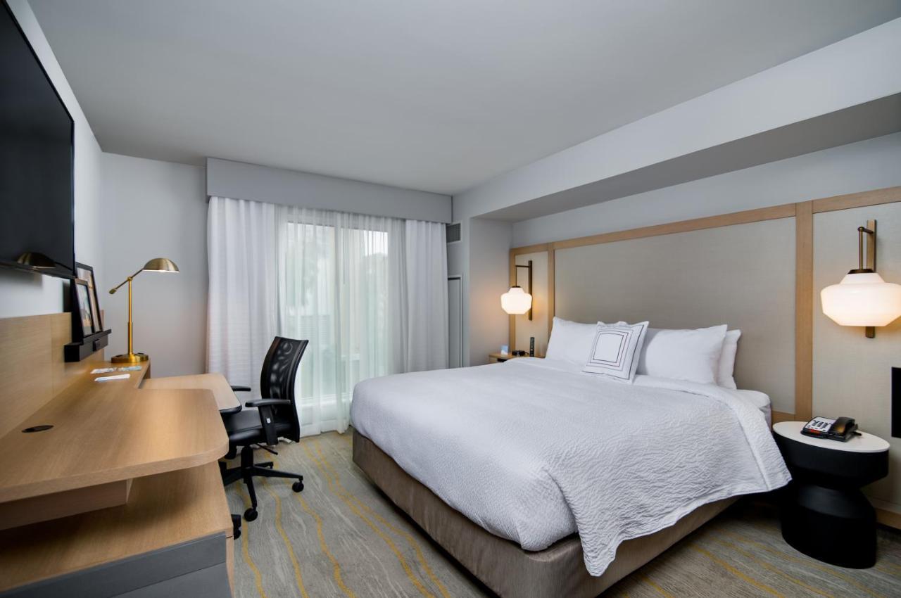 Fairfield Inn & Suites Fort Worth Downtown/Convention Center Екстериор снимка