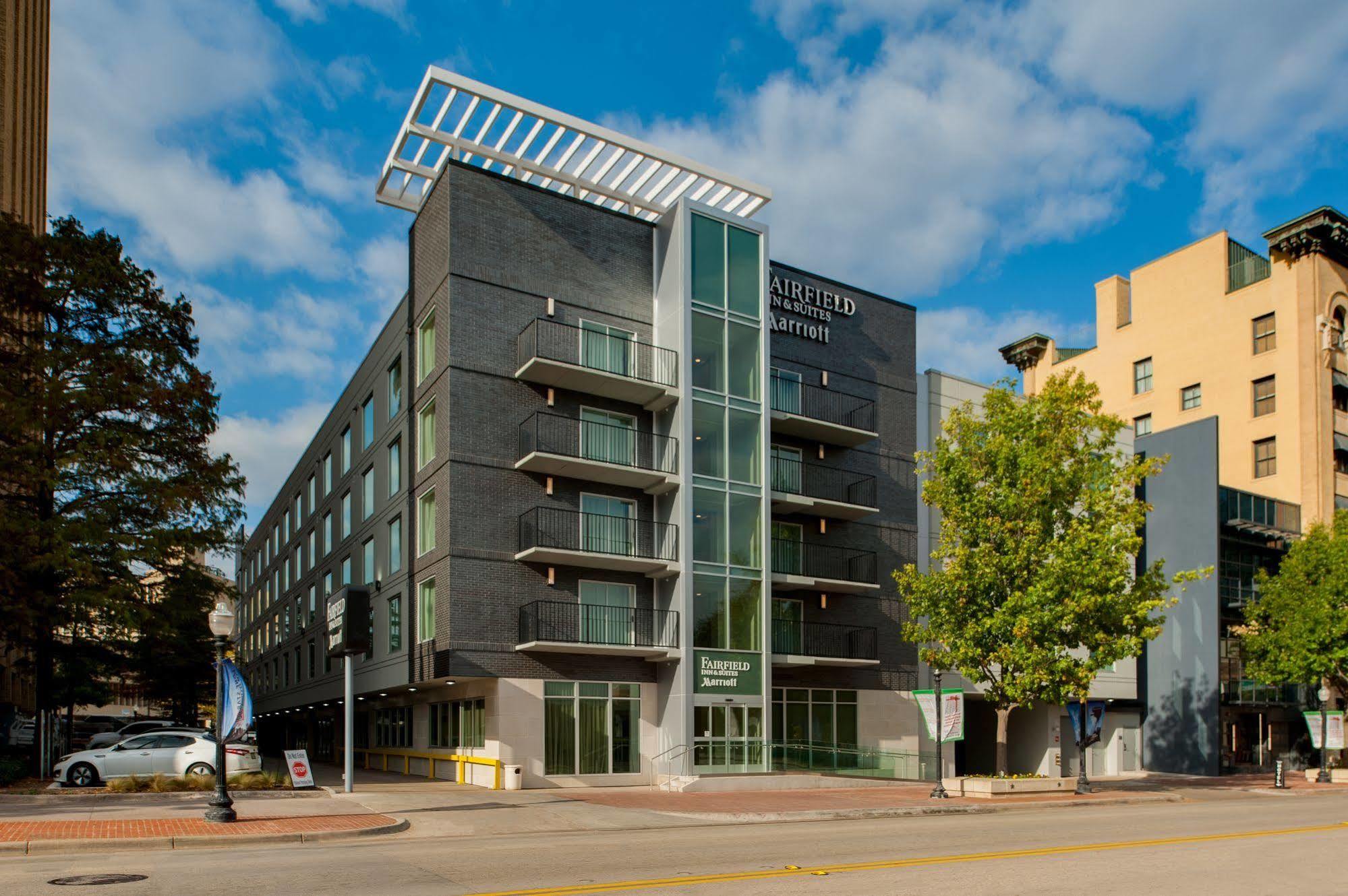 Fairfield Inn & Suites Fort Worth Downtown/Convention Center Екстериор снимка