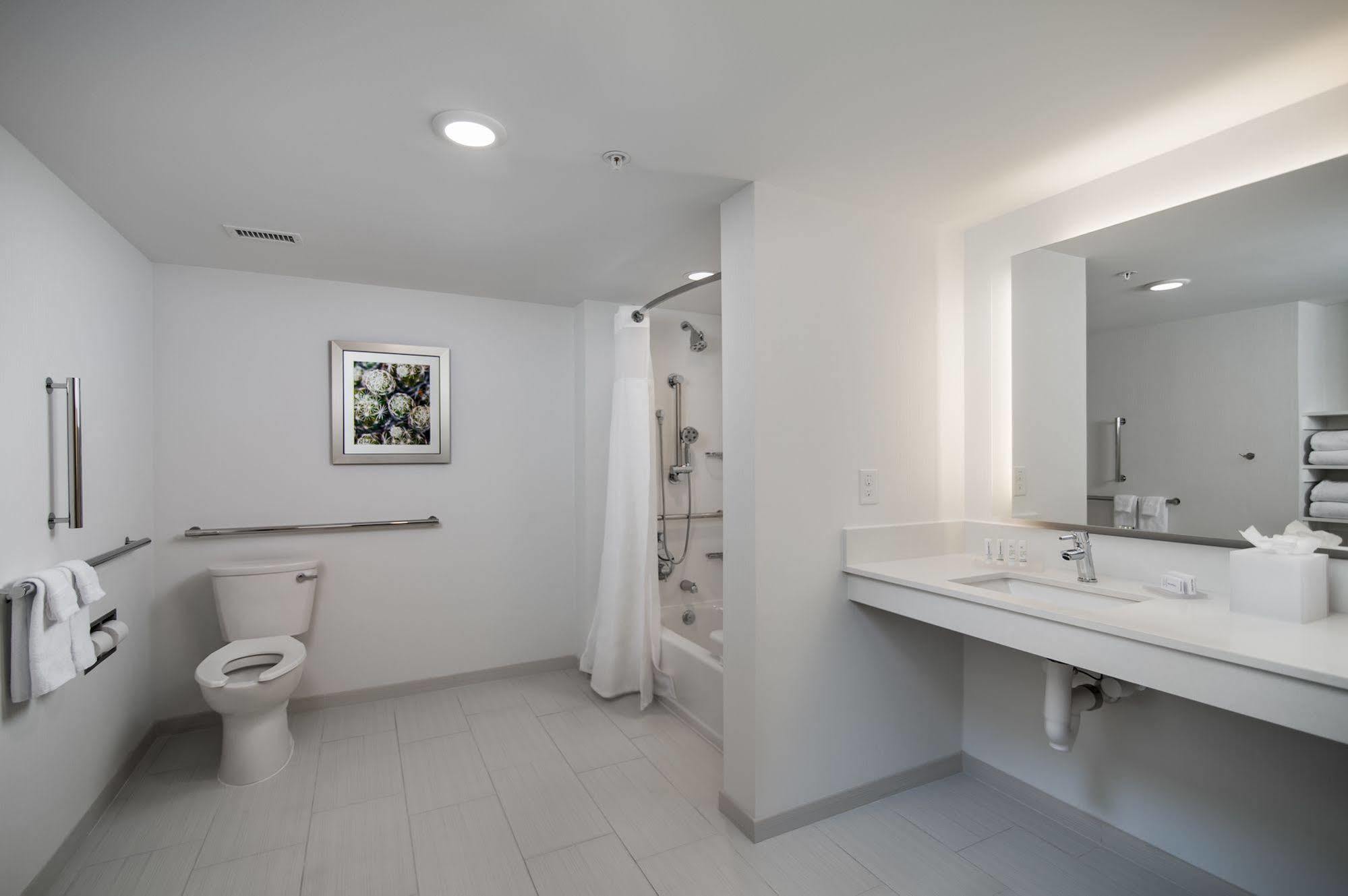 Fairfield Inn & Suites Fort Worth Downtown/Convention Center Екстериор снимка